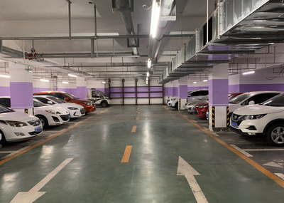 自動抬桿、進出自由！59家單位錯時共享車位等你停 共享自行車使通勤更鏈